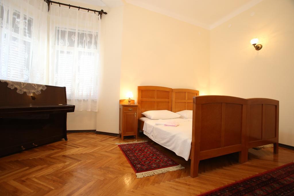 Apartment & Rooms Three Angels บัชกา ห้อง รูปภาพ