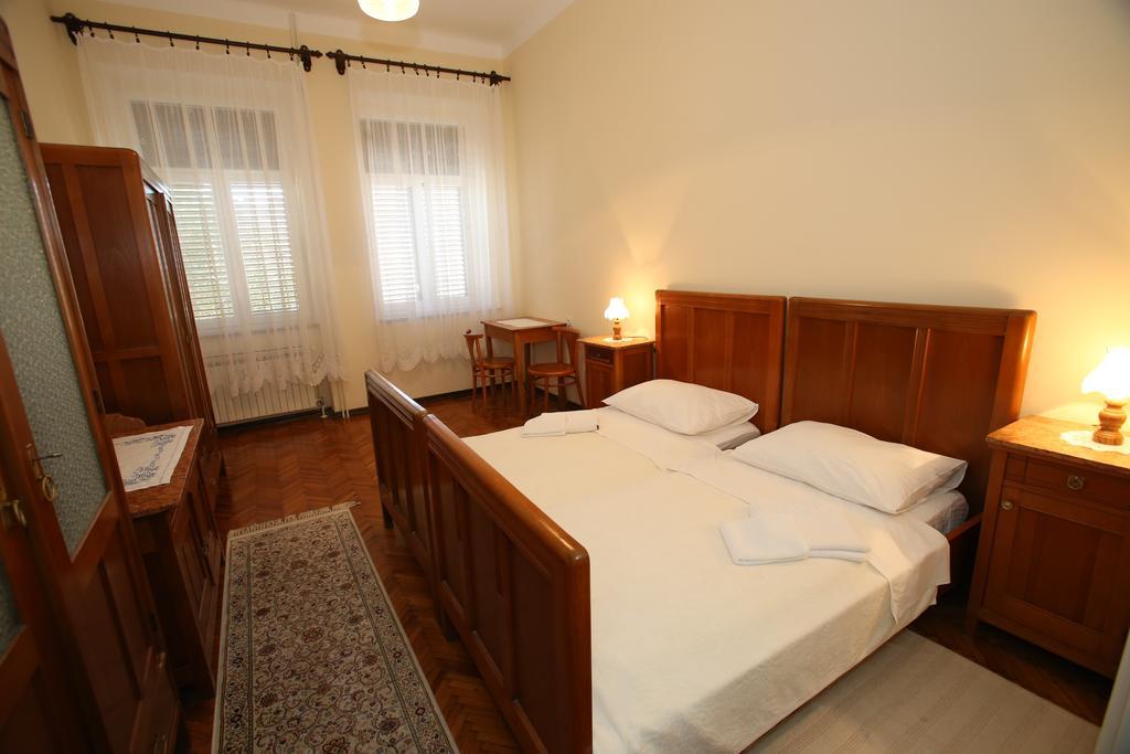 Apartment & Rooms Three Angels บัชกา ห้อง รูปภาพ